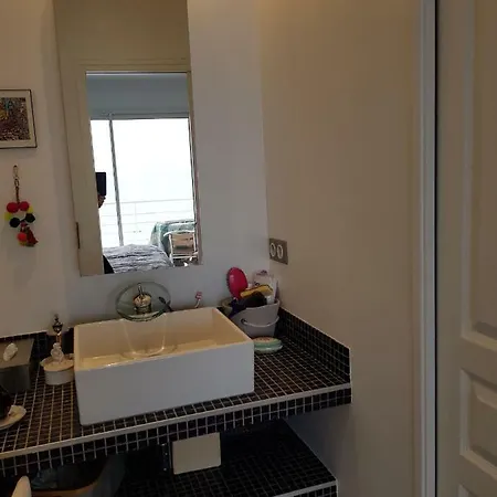 Vue Mer.tranquilite.cap D'ail A 10 Mn De Monaco Apartamento